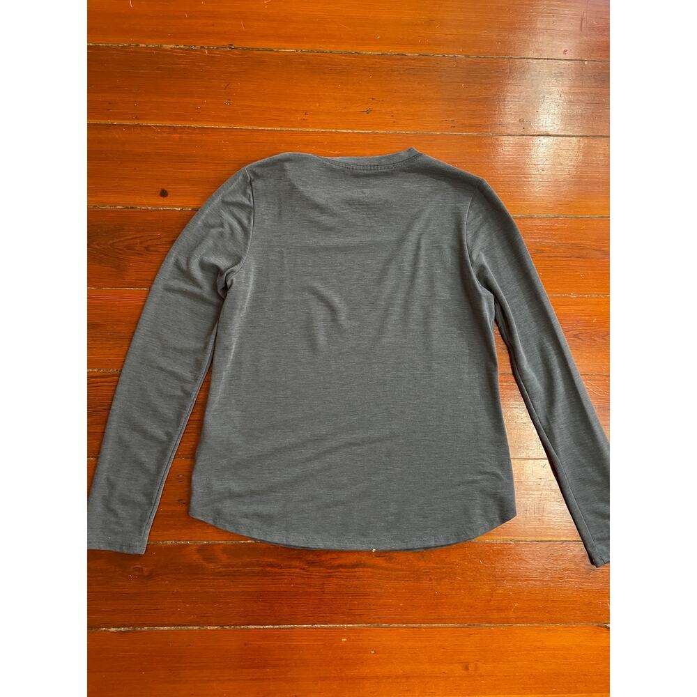Kuhl Womens Small Gray Long Sleeve Performance Hiking Top Tencel Blend - Picture 5 of 8